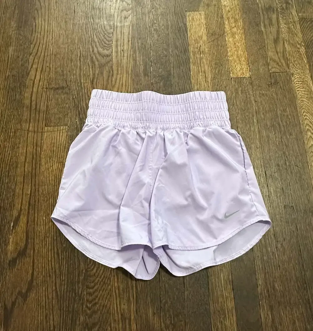 Nike Women's One Dri-FIT Mid-Rise Brief-Lined Shorts Size Medium Lilac Gym